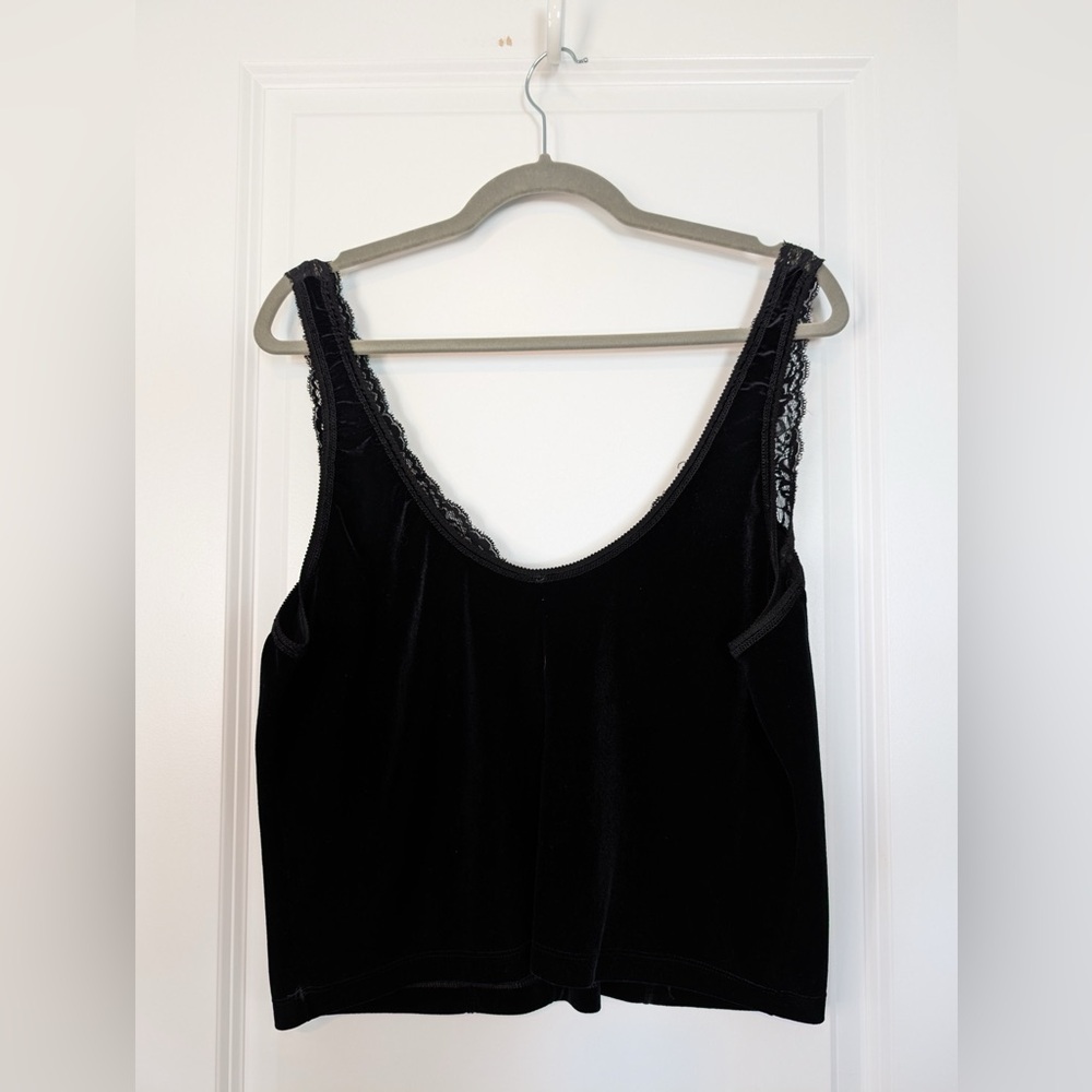 Escante Velvet Lace Cami Cropped w/ Underwire Black Size 1X - Picture 3 of 7